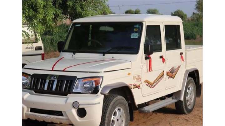 Mahindra Bolero Camper Non-AC 4WD Small Vehicles
